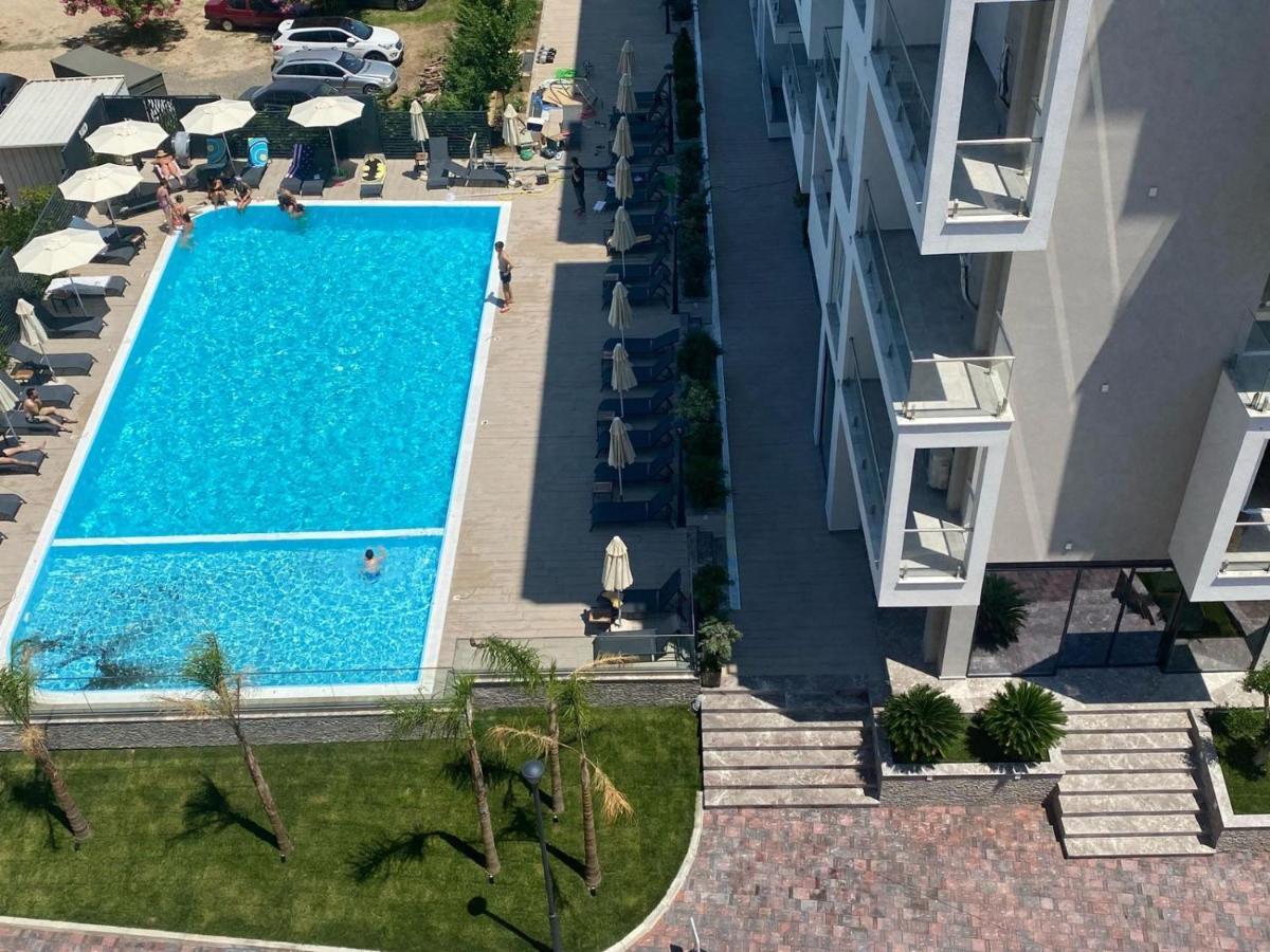 Domus Hotel & Apartments Шенгін Екстер'єр фото
