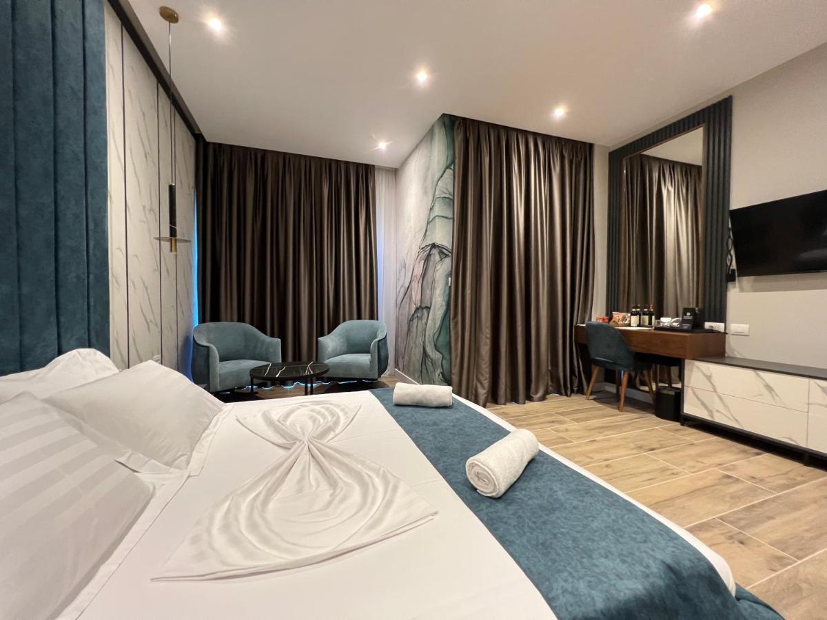 Domus Hotel & Apartments Шенгін Екстер'єр фото