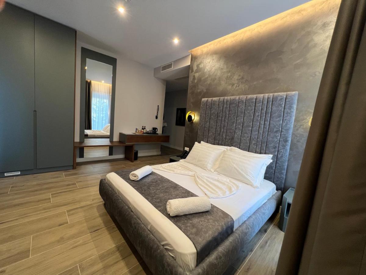 Domus Hotel & Apartments Шенгін Екстер'єр фото