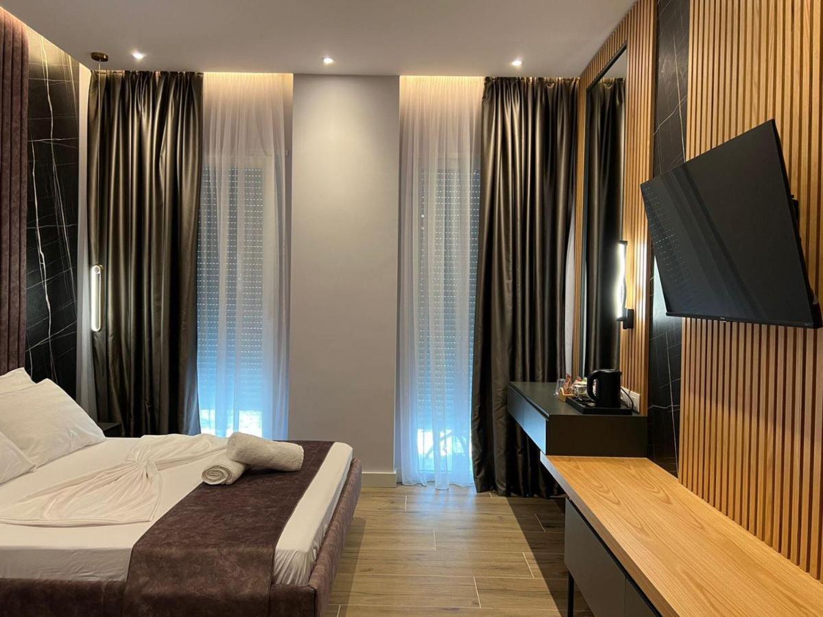 Domus Hotel & Apartments Шенгін Екстер'єр фото