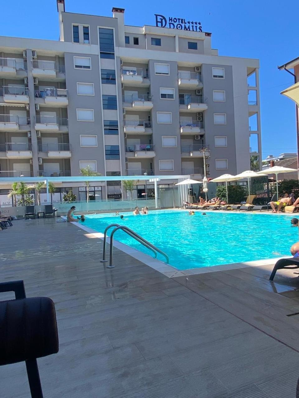 Domus Hotel & Apartments Шенгін Екстер'єр фото