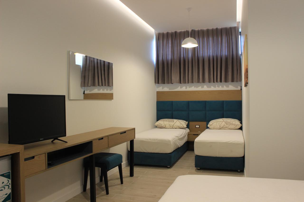 Domus Hotel & Apartments Шенгін Екстер'єр фото